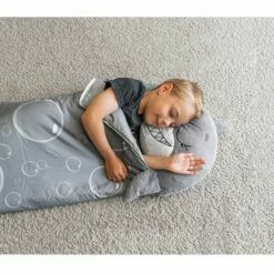 Happy Nappers Sovepose 137cm - Grå Hai 15 Happy Nappers Sovepose 137cm - Grå Hai -Squishmallows butikk 118800 4 1 256605 h62090134