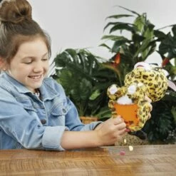 FurReal Lil Wilds - Leoparden Lolly -Squishmallows butikk f4394 ls frr lilwildsleopards 5 medium 150dpi 260379 h62090134